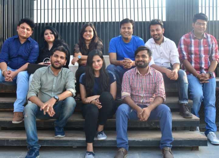 Top bloggers enjoying the Restromark Blogger Meetup at Raftaar Lounge & Bar, Punjabi Bagh on 11 March 2018.